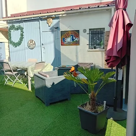 Petite Maison Independante Holiday home *