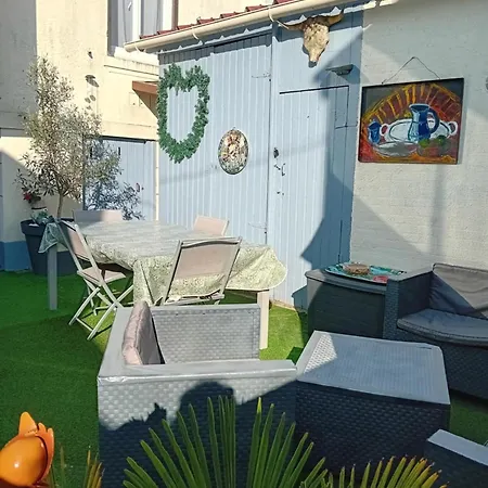 Petite Maison Independante *